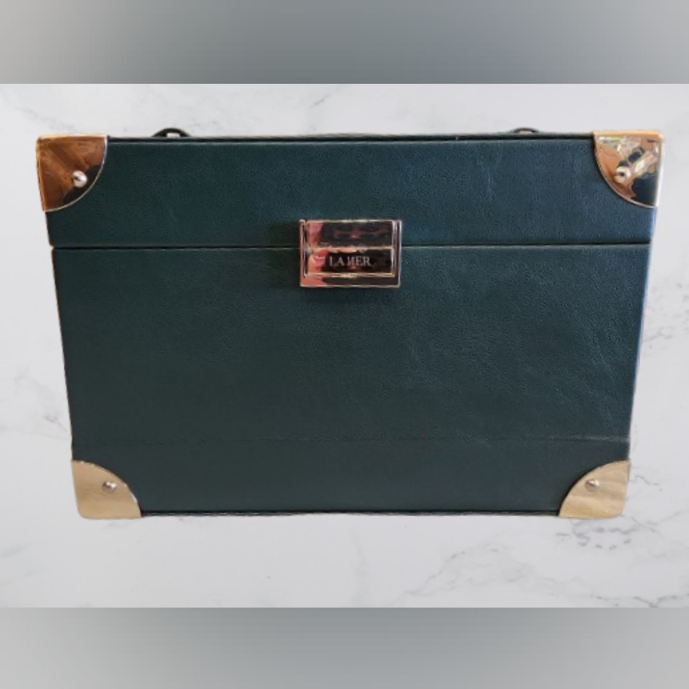 La Mer Travel Trunk NWOT